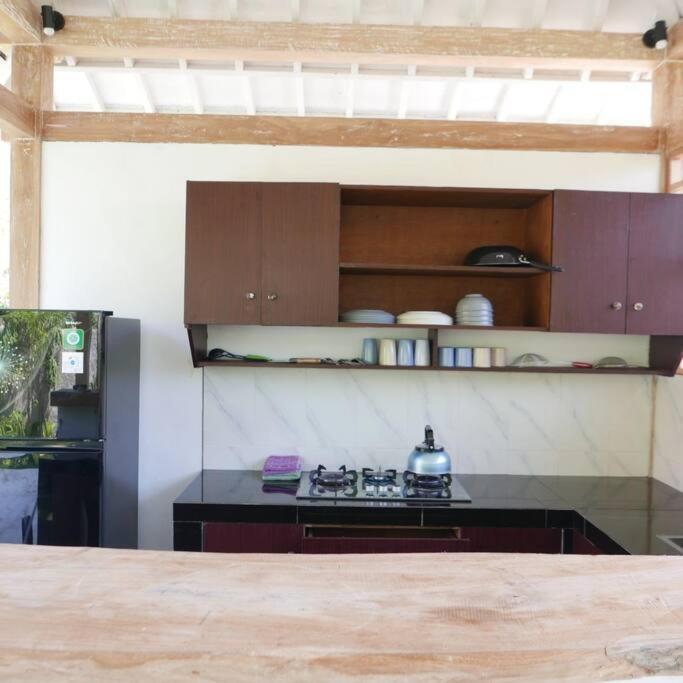 Silir Villa "Your Cozy Home" Матарам Екстериор снимка