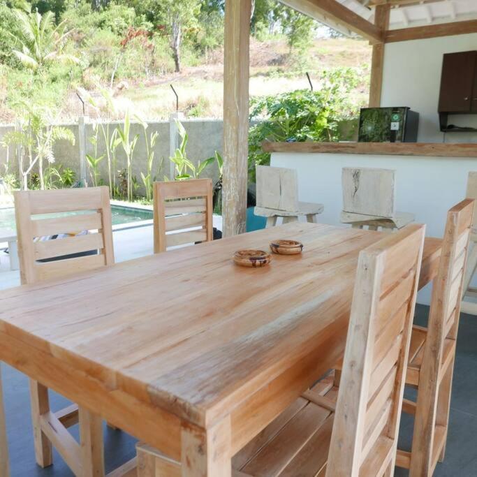 Silir Villa "Your Cozy Home" Матарам Екстериор снимка
