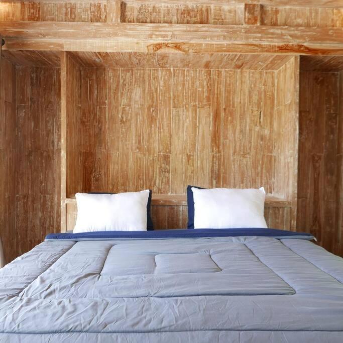Silir Villa "Your Cozy Home" Матарам Екстериор снимка